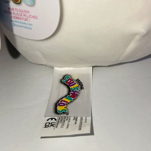 MAGELA 🦀 White Rainbow Crab Original Squishmallow ☆》NWT《☆ - Picture 4 of 8